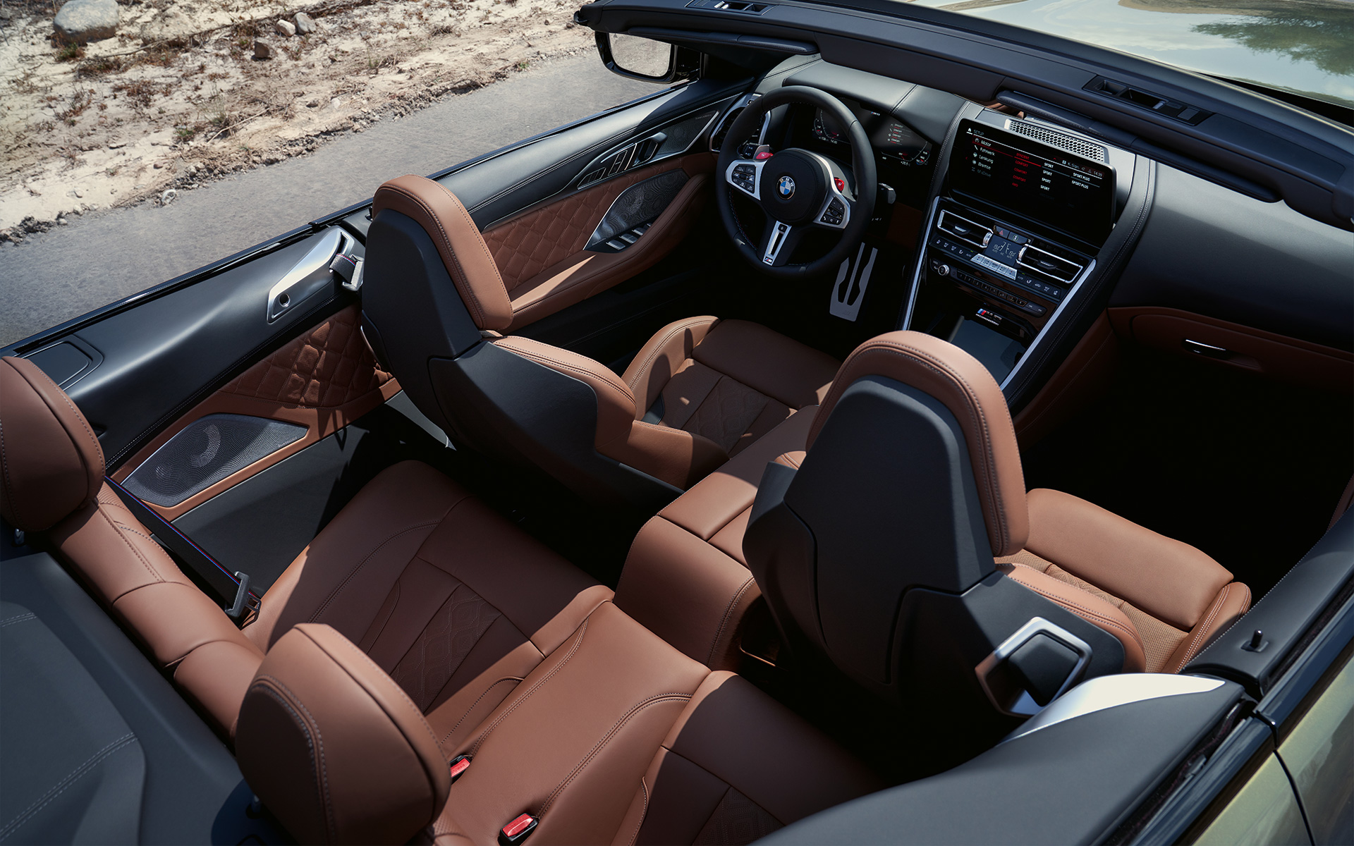BMW M8 Competition Cabrio F91 LCI Renovación 2022 interior, asientos M Sport