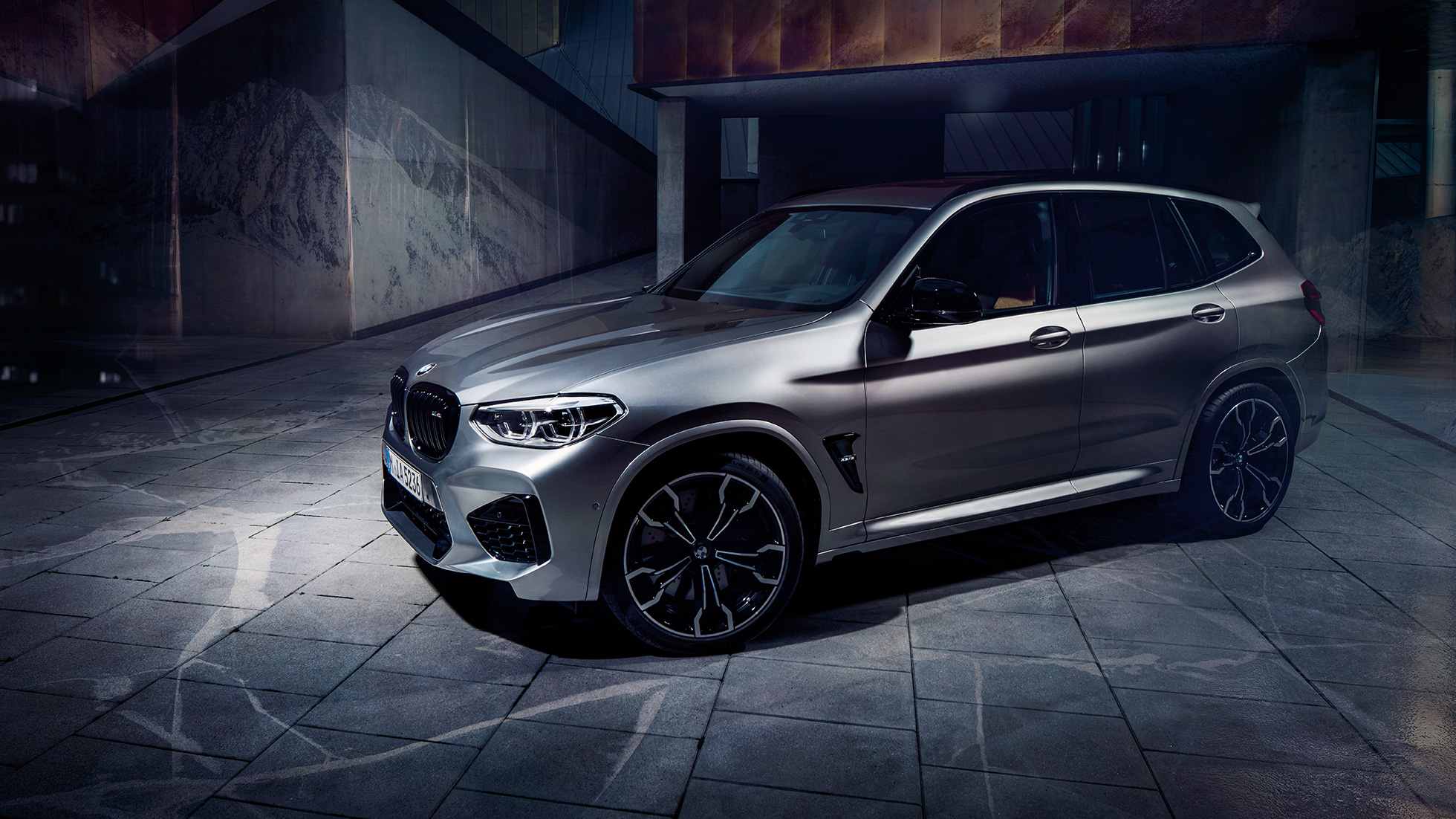 BMW X3 M Competition, vista lateral BMW X3 M Competition en Donington Grau metalizado, exterior, vista lateral.