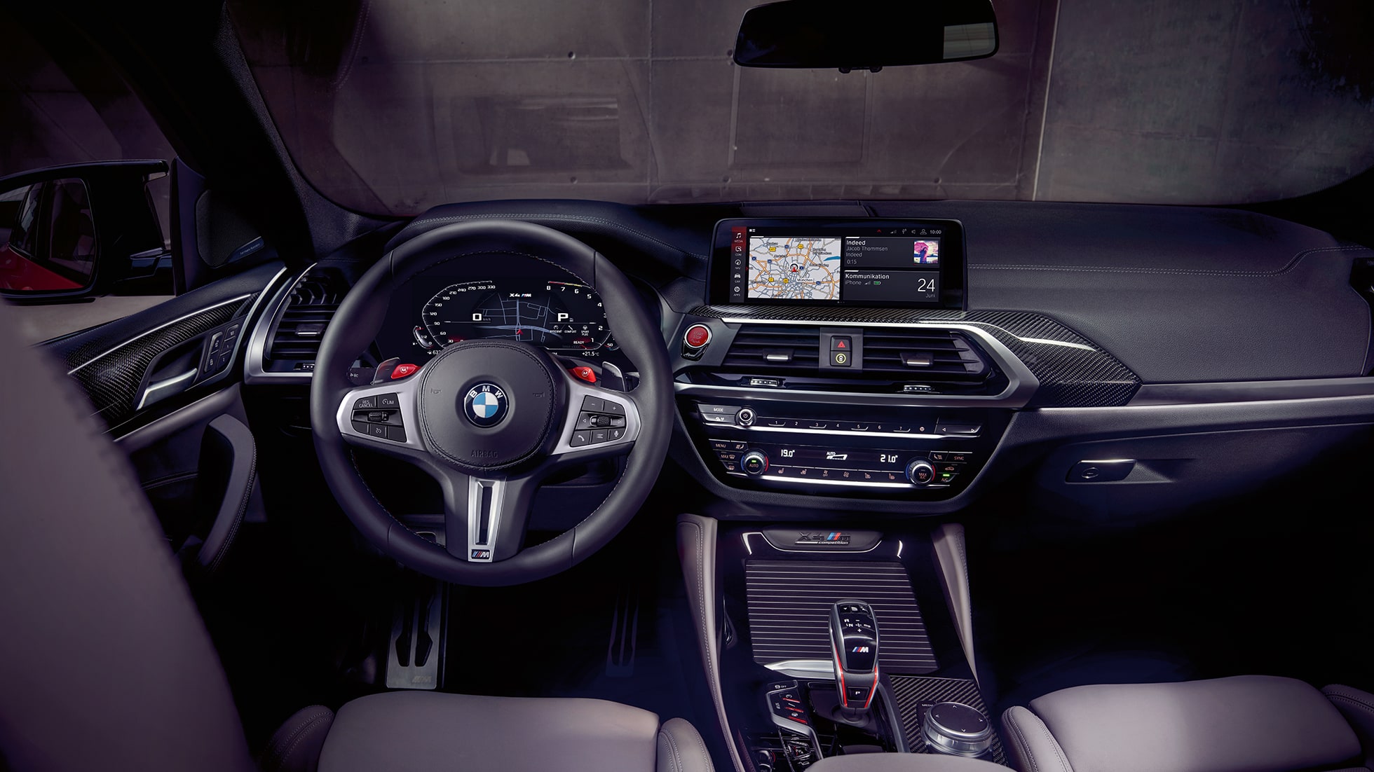 BMW X4 M Competition, puesto de conducción exclusivo BMW X4 M Competition, interior, puesto de conducción exclusivo con asientos deportivos M y volante M de cuero