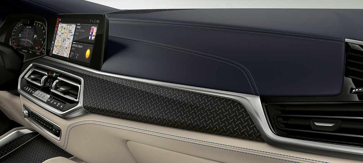 BMW X6 M Individual F96 SUV 2020, interior BMW X6 M F96 SUV 2020 BMW Individual, molduras interiores de madera noble Fineline en Schwarz con inserciones de aluminio