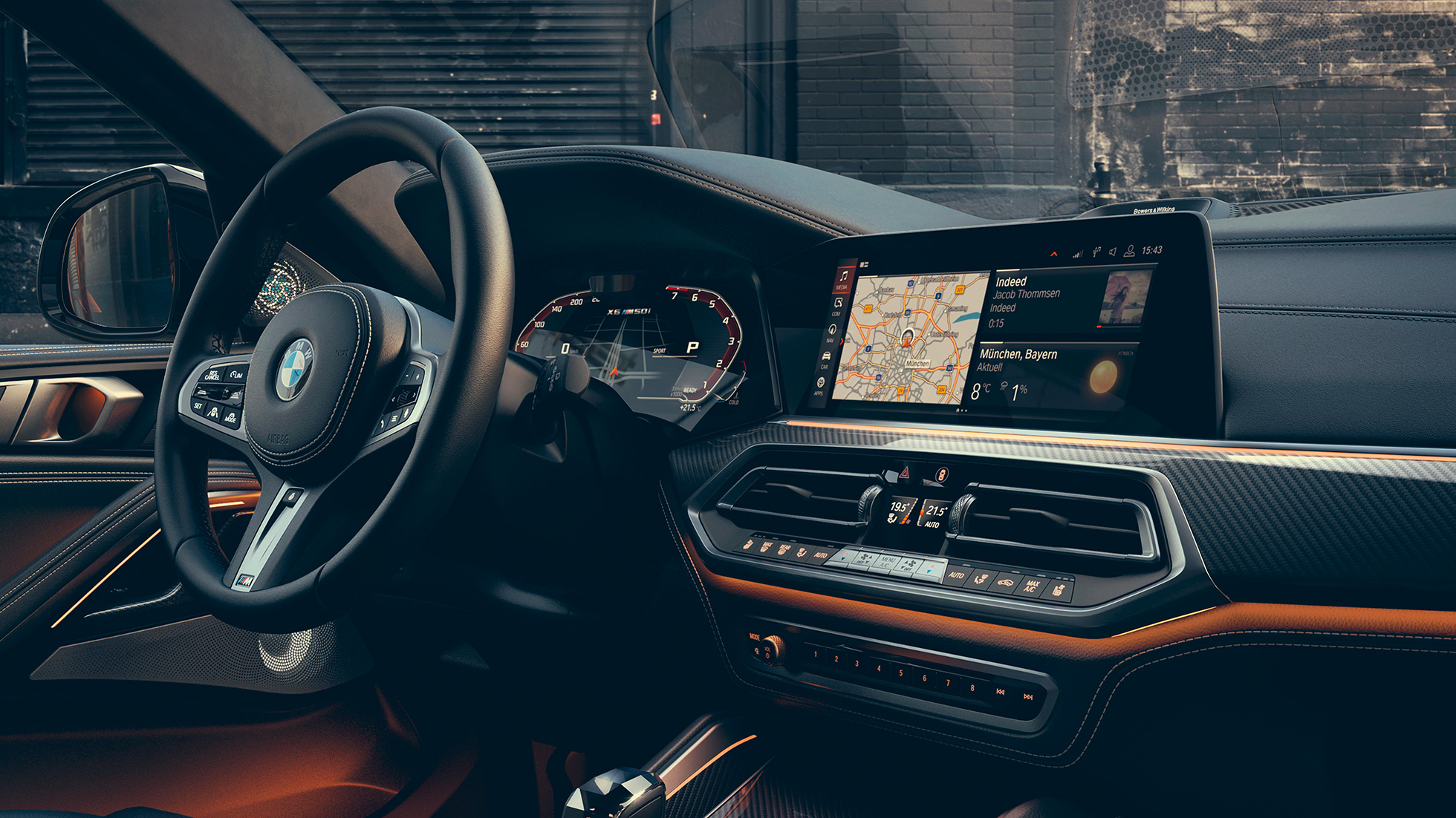 BMW X6 M50i, puesto de conducción BMW X6 M50i, puesto de conducción orientado al conductor
