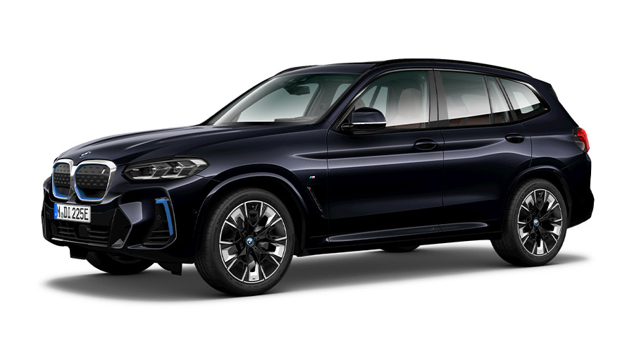 Modelo BMW X BMW iX3 G08, vista de tres cuartos del lateral Modelo BMW X BMW iX3 G08, vista de tres cuartos del lateral