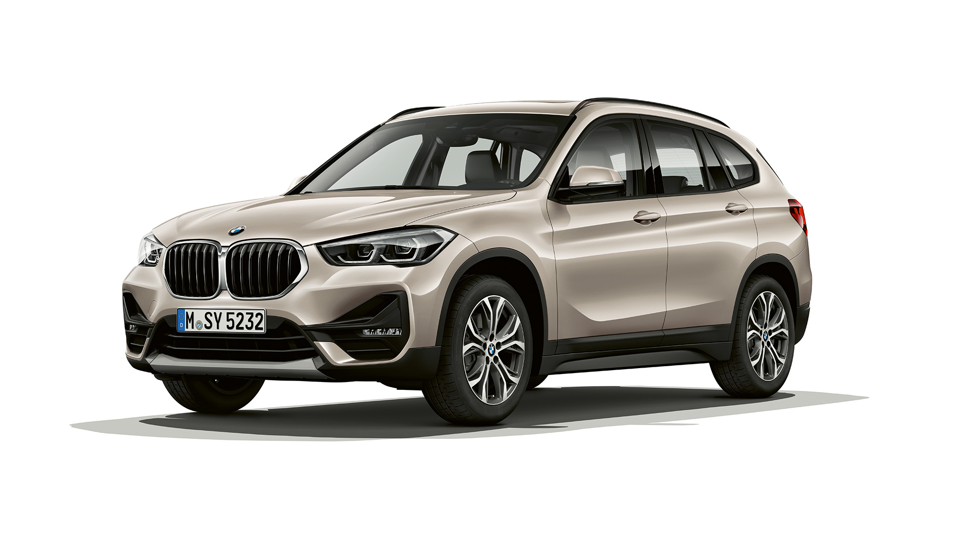 BMW X1 SUV F48, Acabado Advantage, vista de tres cuartos del frontal BMW X1 SUV F48, Acabado Advantage, imagen de estudio de tres cuartos del frontal