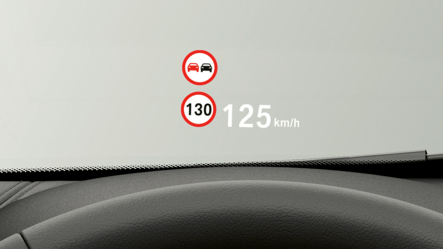 BMW X1, Head-Up Display. Interior del BMW X1, vista del BMW Head-Up Display.