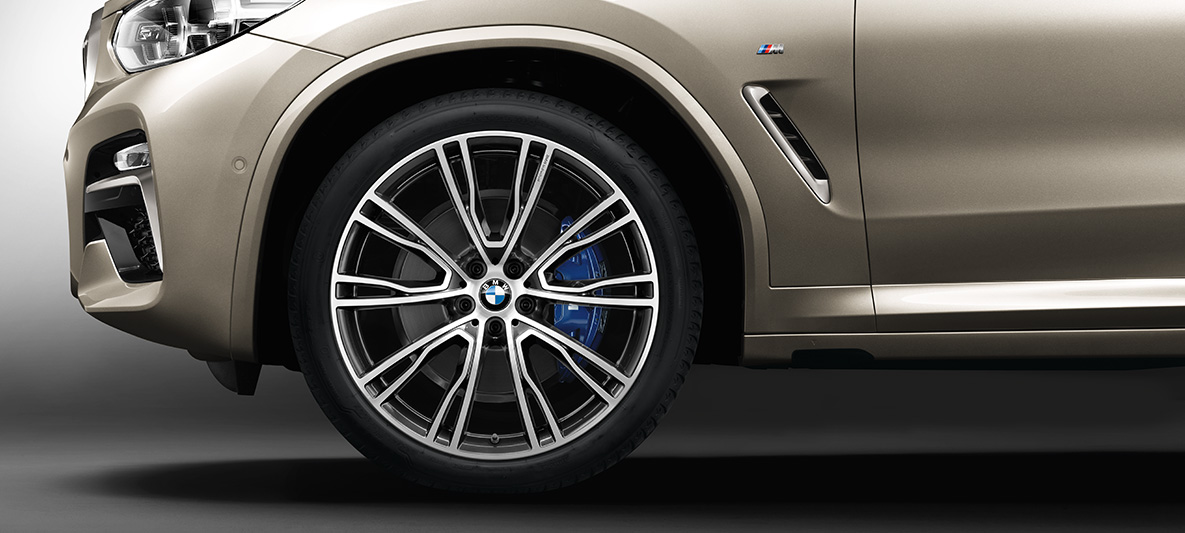 Llantas de aleación ligera de 21 pulgadas BMW Individual con radios en V estilo 726 I BMW X4 Llantas de aleación ligera de 21 pulgadas BMW Individual con radios en V estilo 726 I BMW X4 G02 en color Sonnenstein metalizado, vista lateral