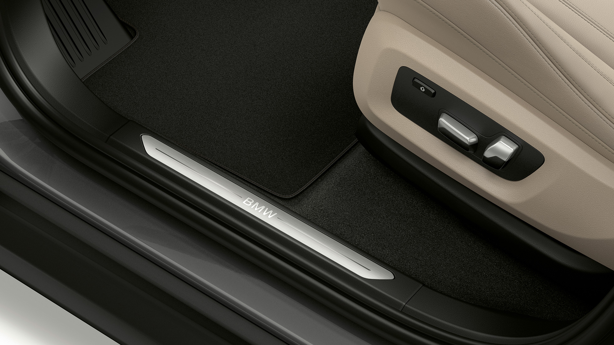 Basic model BMW X5 xDrive30d door sill finisher Basic model BMW X5 xDrive30d G05 2018 Sophisto Grey Brilliant Effect metallic door sill finisher