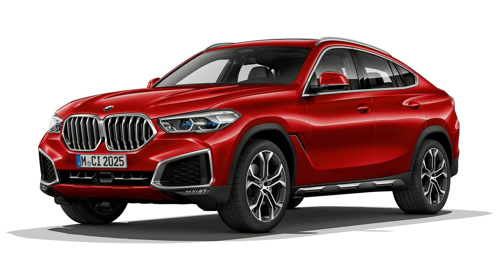BMW X6 con BMW xLine, exterior. BMW X6 con BMW xLine, vista de tres cuartos del frontal.