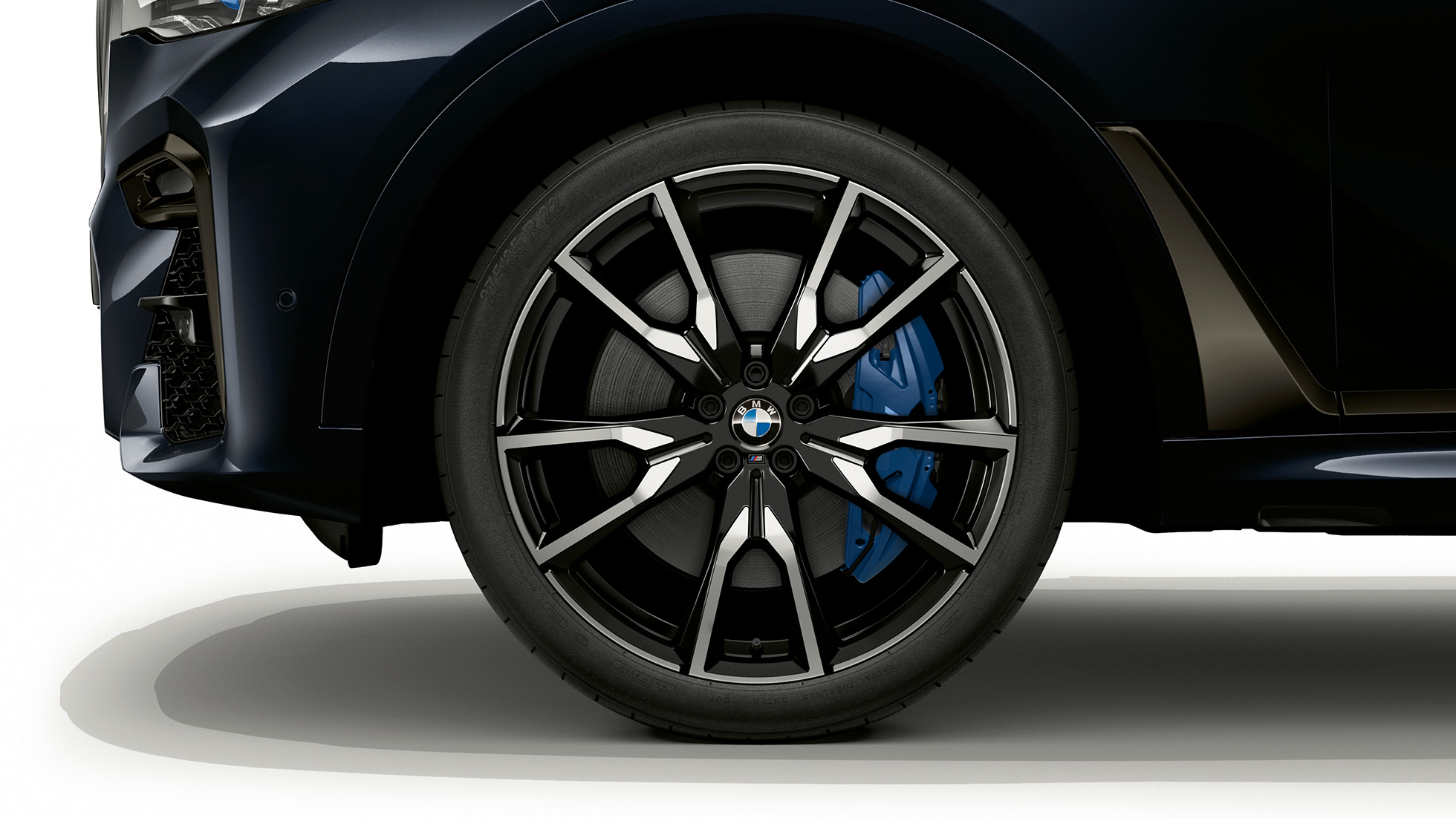 BMW X7, Paquete deportivo M: llanta de aleación ligera Detalle de llanta de aleación ligera del BMW X7 Paquete deportivo M