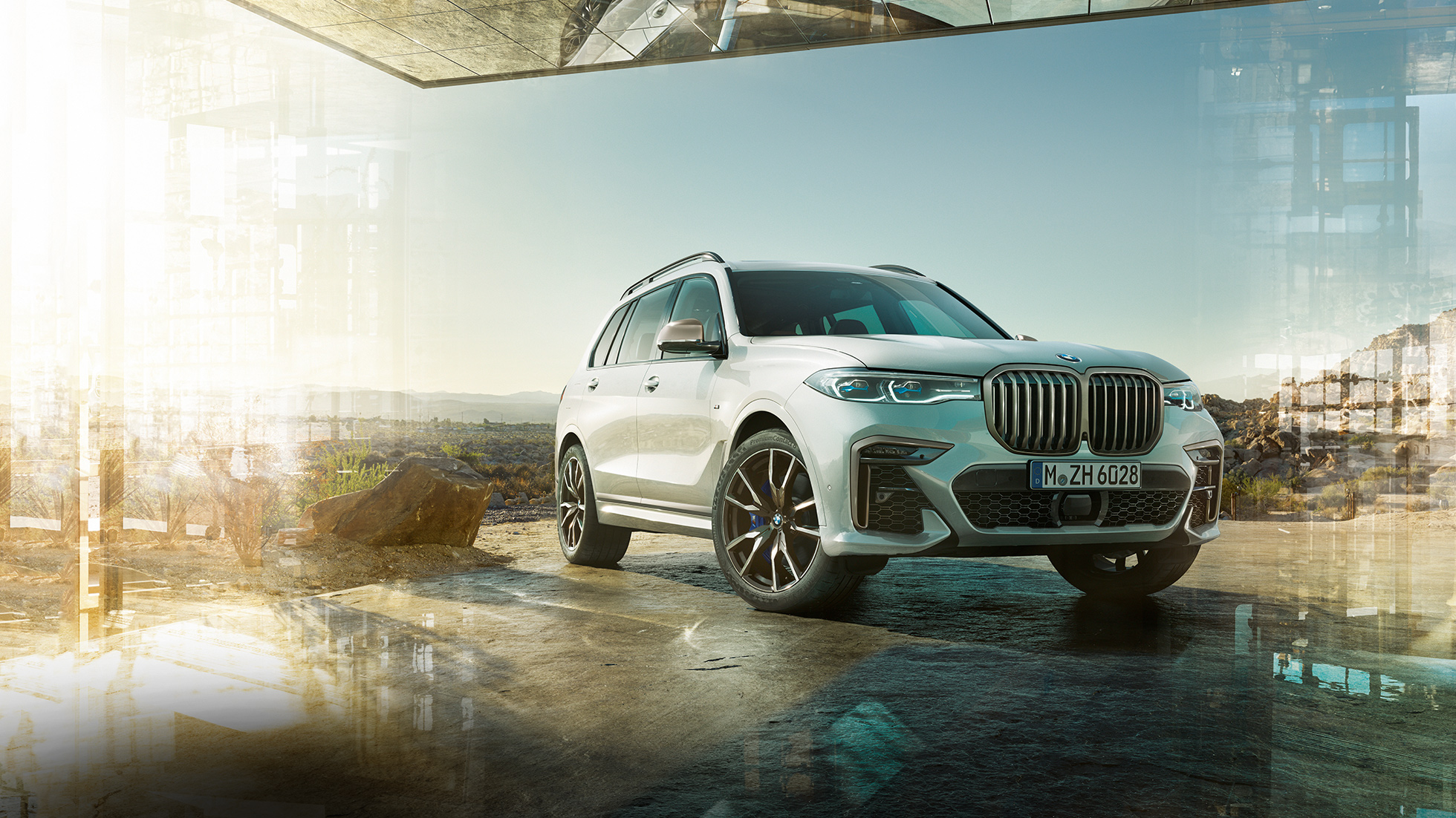 BMW X7 M50d, vista delantera de tres cuartos BMW X7 M50d: parado, BMW X7 blanco en vista delantera de tres cuartos