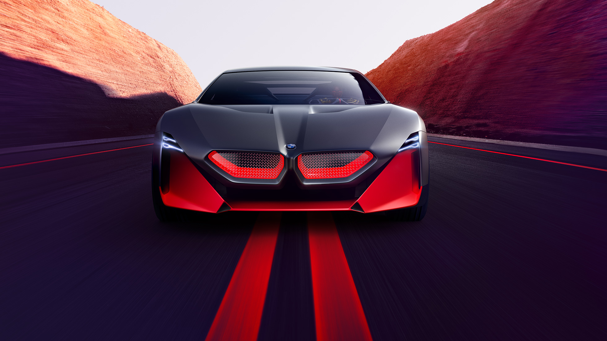 BMW Vision M NEXT, vista frontal BMW Vision M NEXT, vista frontal, en marcha