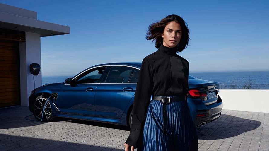 Punto de carga Carga del vehículo eléctrico en el trabajo Movilidad eléctrica BMW Punto de carga Carga del vehículo eléctrico en el trabajo