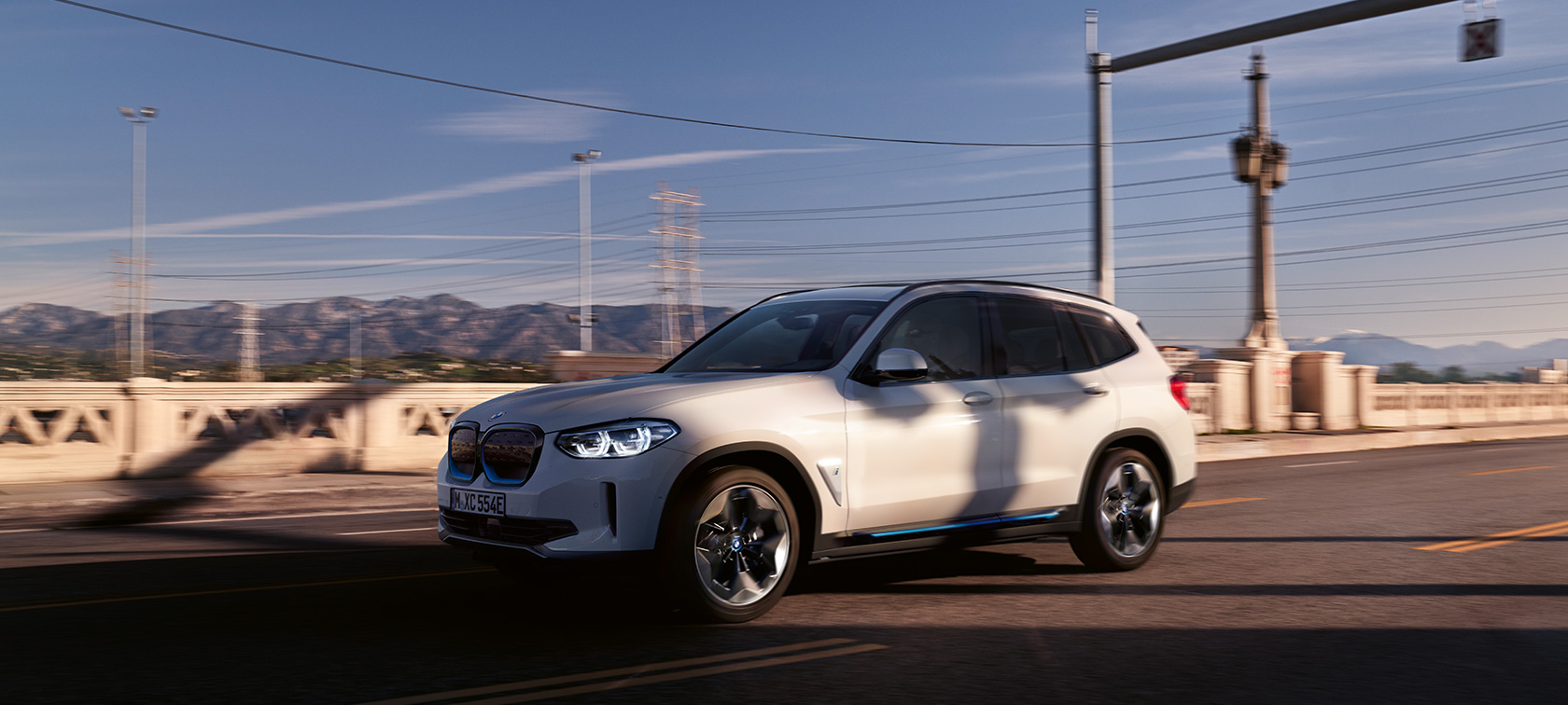 Autonomía de los híbridos enchufables y eléctricos de BMW Autonomía de los coches híbridos enchufables y eléctricos de BMW. BMW iX3, el SUV eléctrico