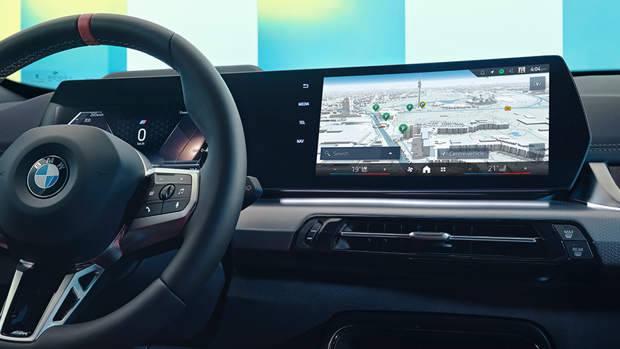 BMW Maps en BMW Curved Display BMW Maps en BMW Curved Display en el puesto de conducción