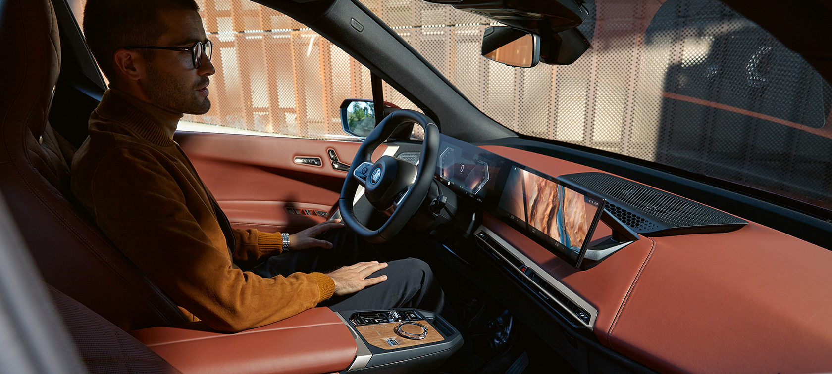 Sistema BMW iDrive BMW iDrive Concepto de manejo pionero de BMW ConnectedDrive