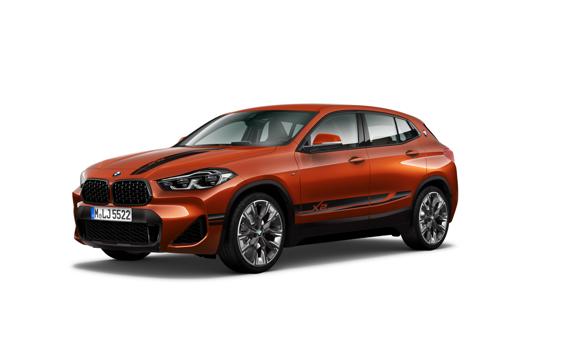 Vista de tres cuartos del frontal BMW X2 Mesh edition Sunset Orange metallic Vista de tres cuartos del frontal BMW X2 Mesh edition Sunset Orange metallic