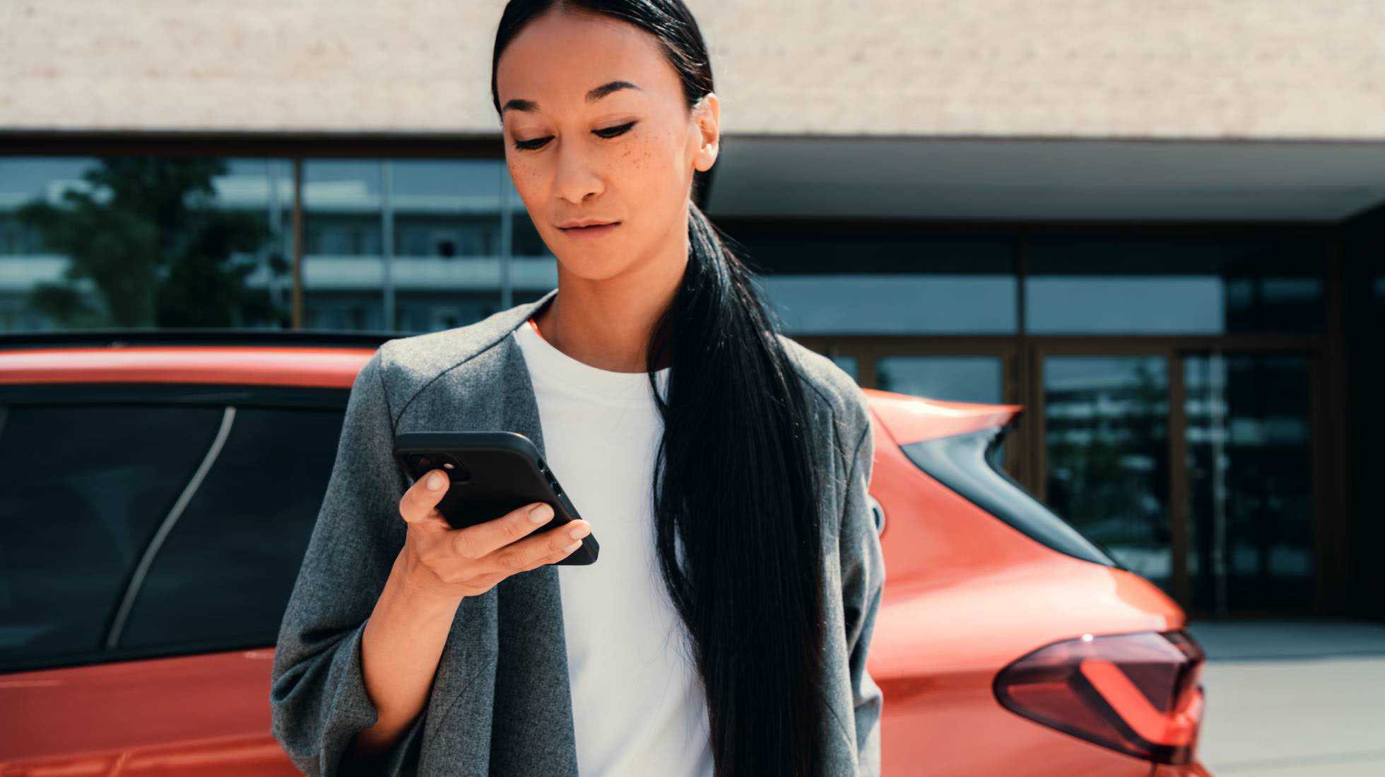 Envía direcciones directamente al navegador de tu BMW y no pierdas tiempo. Envía direcciones directamente al navegador de tu BMW y no pierdas tiempo.