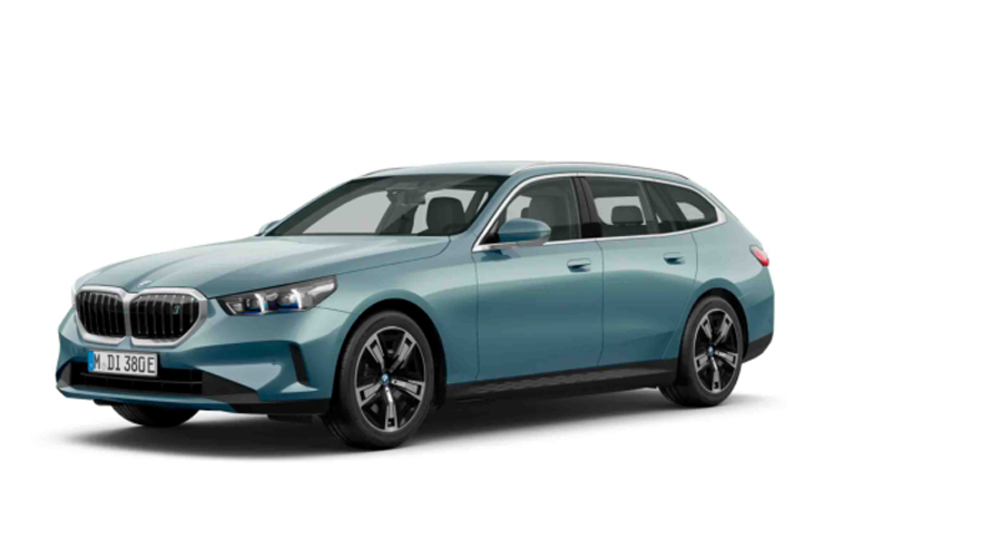 BMW i5 eDrive40 Touring M Sport Edition. BMW i5 eDrive40 Touring M Sport Edition.