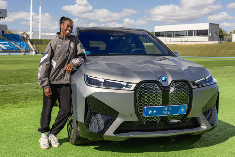 20 Feller Delantera BMW iX xDrive50