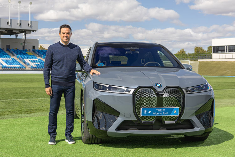 José Alberto Toril Entrenador BMW iX xDrive50