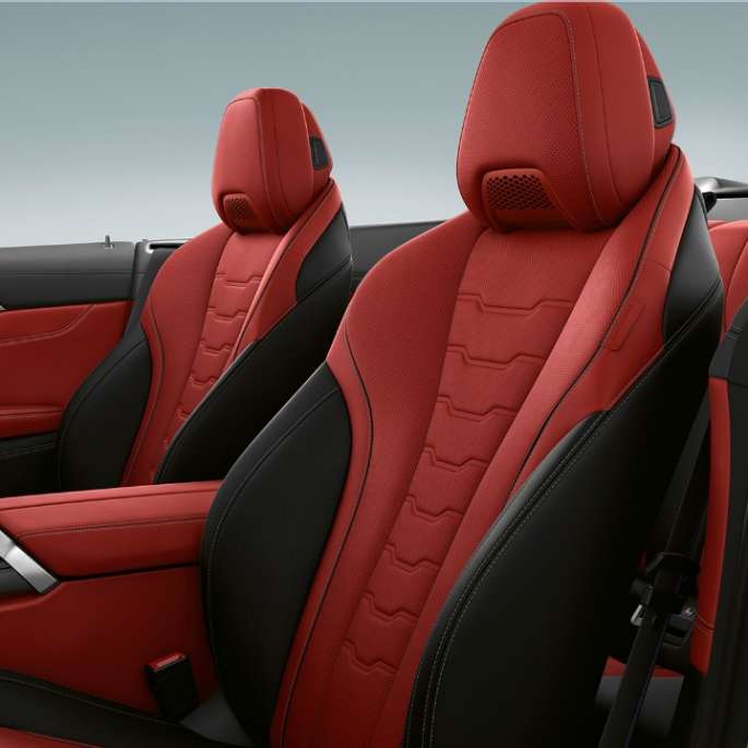 BMW M850i xDrive, Carbonschwarz metalizado, equipamiento de cuero ampliado Merino BMW Individual Fionarot/Schwarz. BMW M850i xDrive, Carbonschwarz metalizado, equipamiento de cuero ampliado Merino BMW Individual Fionarot/Schwarz.